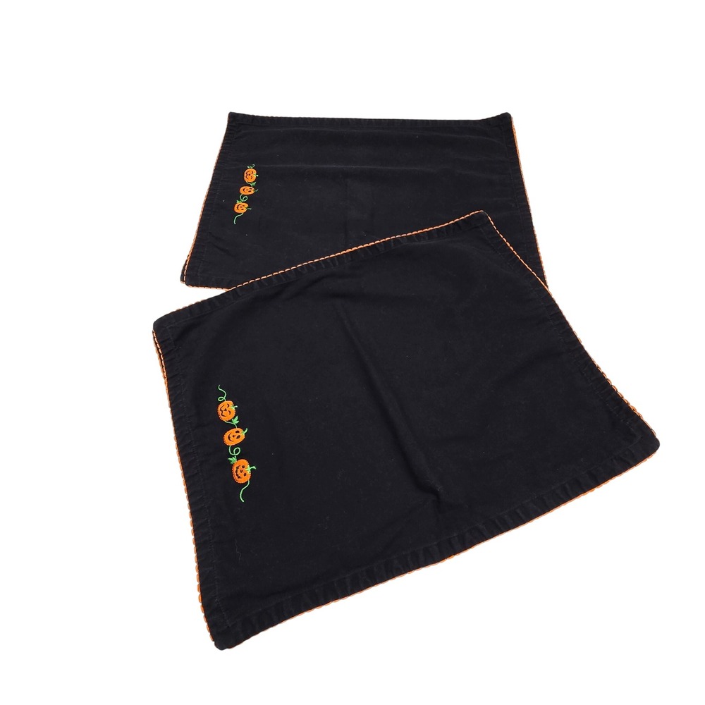 Vintage Halloween Placemats Set of 4 Black Orange Pumpkin Embroidered Fall 16x20